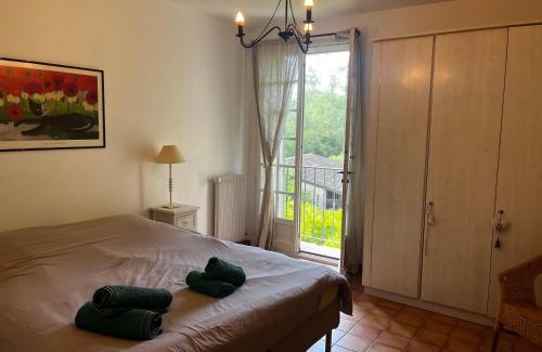 Entraigues-sur-la-Sorgue Maison | Le Mas de Trévouse