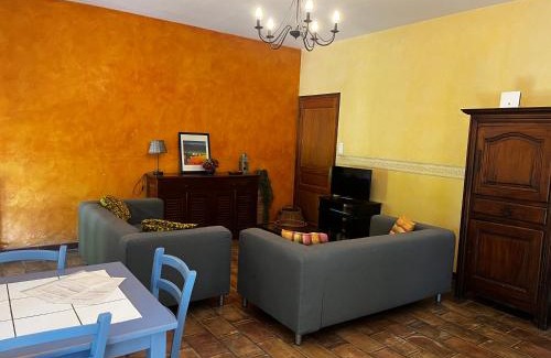 Entraigues-sur-la-Sorgue Maison | Le Mas de Trévouse
