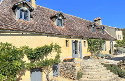 Sainte Croix de Beaumont Maison | Le Mas & Le Mazet: luxe 5 étoiles avec piscine privée et vue imprenable