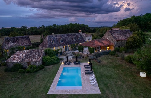 Sainte Croix de Beaumont Maison | Le Mas & Le Mazet: luxe 5 étoiles avec piscine privée et vue imprenable