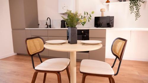 Quartier Bretagne Appartement | Le Mercœur, Studio élégant et calme en hyper centre de Nantes