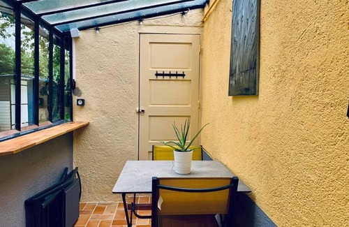 Quartier Francisco-Ferrer - Landry - Bourgeois - Poterie Appartement | Le Mimosa, Maison-Jardin dans Rennes- 2 chambres