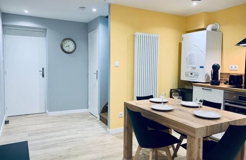Quartier Francisco-Ferrer - Landry - Bourgeois - Poterie Appartement | Le Mimosa, Maison-Jardin dans Rennes- 2 chambres
