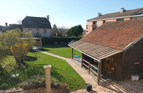 Saint-Illide Maison | Le Miraillet, gîte