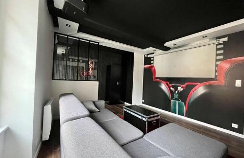 Sens Appartement | Le Moovie - Centre-ville- Écran cinéma