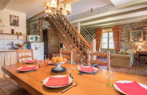 Saint-Sauves-d'Auvergne Chalet De Ski | Le Moulin du Planchat 8pers