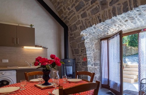 Saint-Pierre-des-Tripiers Maison | Le Moulin à la Caze - VEYREAU