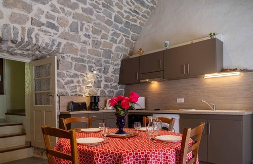 Saint-Pierre-des-Tripiers Maison | Le Moulin à la Caze - VEYREAU