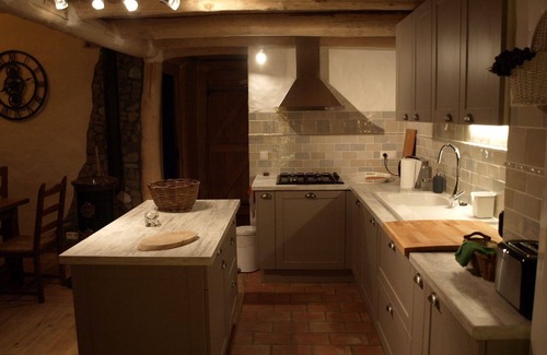 Rieussec Cottage | Le Moulin de Trédos, La Maison de Hobbit du Moulin de Trédos