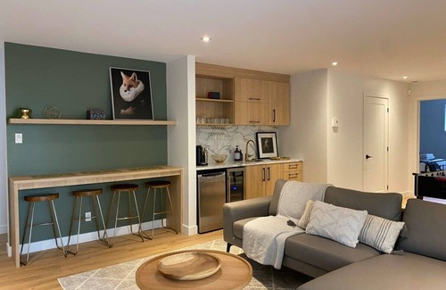Argenteuil Regional County Municipality Maison | Le Must | Chalet neuf avec spa + piscine |
