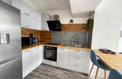 Sevran Appartement | Le Nautica - Proche CDG - 4 Prs - Balcon