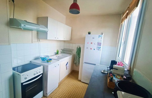 Thiais Appartement | Le Nid de Basch vous attend ! Situé dans une zone résidentiel sur la commune de Thiais.
