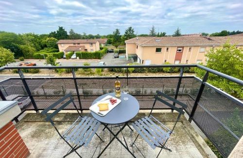 Muret Appartement | " Le nid de Peyramont " Centre ville - Balcon - WiFi