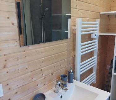 Saint-Julien-sur-Cher Chalet De Ski | Le Nid en Bois