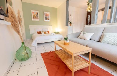 Evreux Appartement | Le Panama - 5 min du centre, 500m2 de jardin