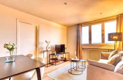Bussiere - Cadiere Appartement | Le Panoramique - Grand T2 métro B Oullins