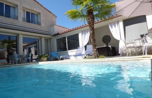 Saint-Vincent-Rive-d'Olt Maison | LE PATIO DU BARRY - SAINT-VINCENT-RIVE-D'OLT