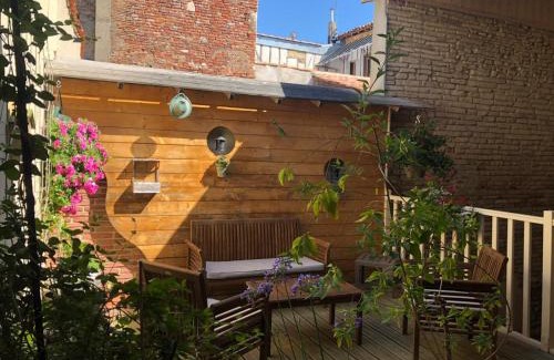 Gimont Lit Et Petit-Déjeuner | le patio de l'oustal
