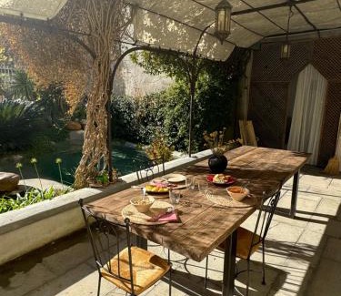 Verzeille Lit Et Petit-Déjeuner | Le Patio Des Senteurs