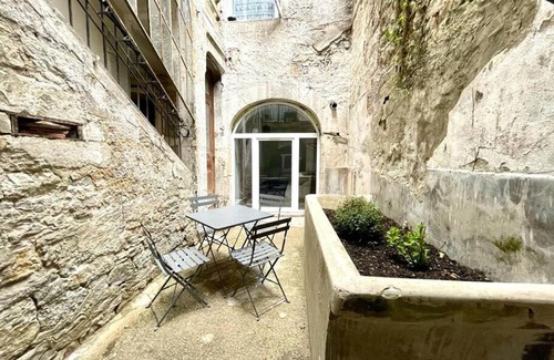 Nantua Appartement | Le Patio - Rénové et Proche lac
