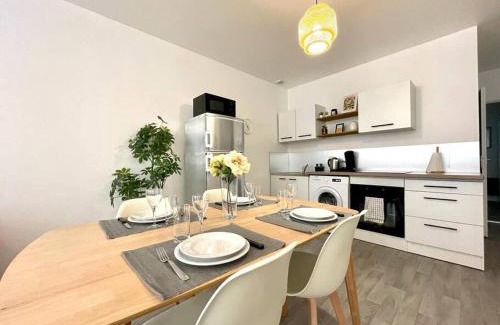 Nantua Appartement | Le Patio - Rénové et Proche lac