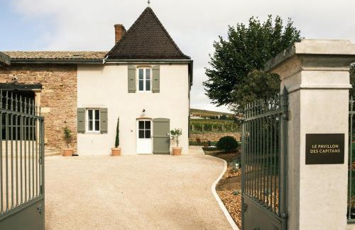 Julienas Maison | Le Pavillon des Capitans