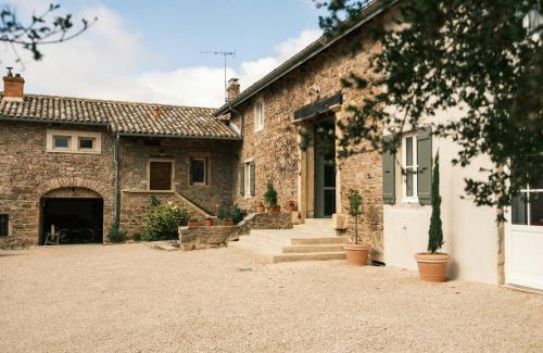 Julienas Maison | Le Pavillon des Capitans