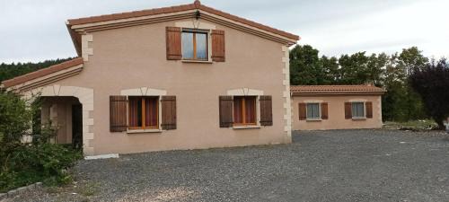 Arsac-en-Velay Appartement | Le paysage - Le studio PMR