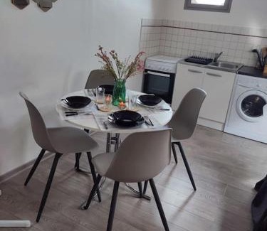 Pierrefonds Appartement | Le petit château