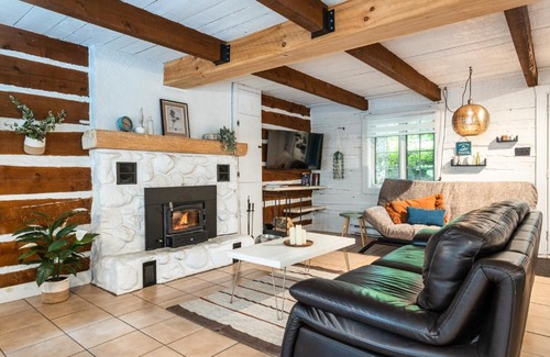 Saint-Faustin-Lac-Carre Chalet De Ski | Le Petit Chalet by My Tremblant Location