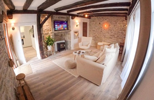 Chateau-Chalon Maison | Le petit cocon de Chateau Chalon