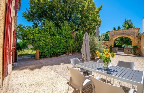 Baneuil Villa | Le Petit Cour - Trois Chambres Villa, Couchages 6