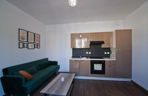 Saint-Andre-les-Vergers Appartement | Le Petit St André - Appt pour 4