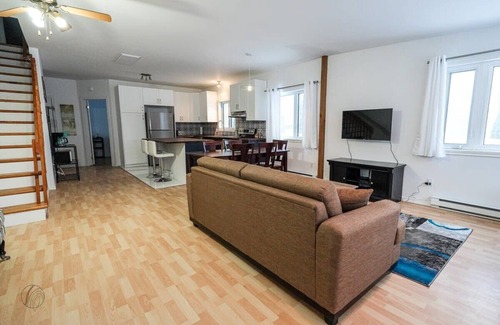 Lac-Simon Appartement | Le Petit Manoir | le Topaze | chien accepté