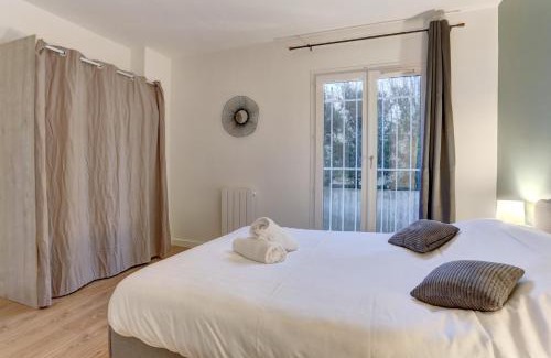 Montigny-le-Bretonneux Appartement | Le Petit Nid - Apt Lumineux en Hypercentre