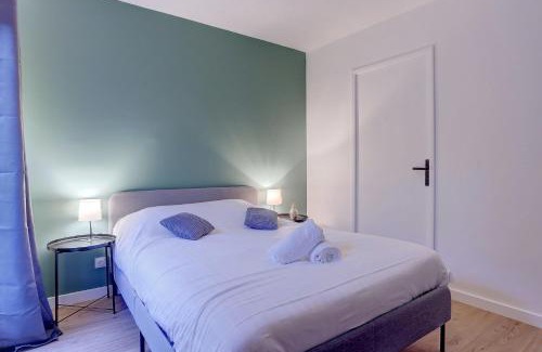 Montigny-le-Bretonneux Appartement | Le Petit Nid - Apt Lumineux en Hypercentre