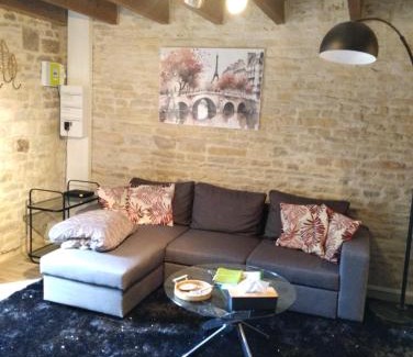 Le Vanneau-Irleau Maison | Le petit nid du marais