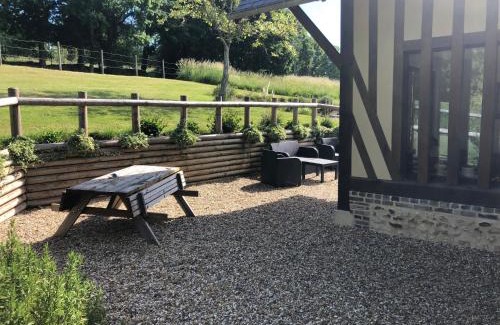 Bonneville-la-Louvet Maison | Le petit Orchard
