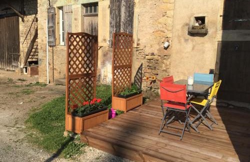 Collonge-en-Charollais Appartement | Le Petit Pressoir - Charmant studio