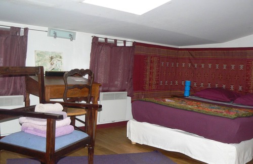 Clermont Ferrand City Centre Maison | LE PETIT SIAM - Chambre d'hôtes de charme avec SB partagée - Centre Clermont-FD