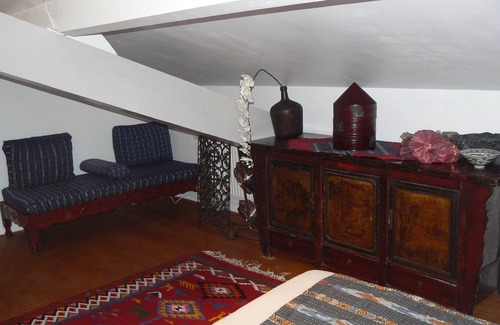 Clermont Ferrand City Centre Maison | LE PETIT SIAM - Chambre d'hôtes 1/2 pers avec SB privative - Centre Clermont-F