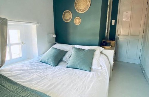 Grignan Hôtel | Le Pied de la Lettre