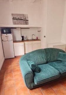 Chinon Appartement | Le pied du château - Chinon centre