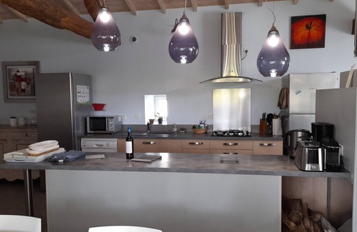 Saint-Pierre-d'Amilly Maison | Le Pigeonnier pour les groupes, entre la Rochelle et le Marais Poitevin
