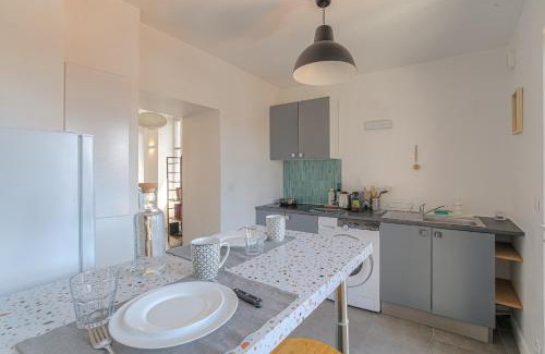 Vienne Appartement | Le Pipet - T2 avec terrasse, vue, à deux pas du théâtre antique