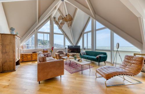 Fecamp Appartement | Le poséidon, gîte EXCEPTIONNEL face à la mer avec spa, terrasse, 4 chambres UN VRAI COUP DE COEUR
