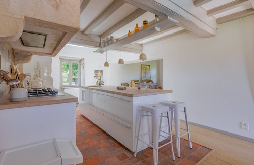 Saint-Ythaire Maison | Le Pressoir - maison de campagne familiale - Piscine - Jardin - Wifi/Fibre