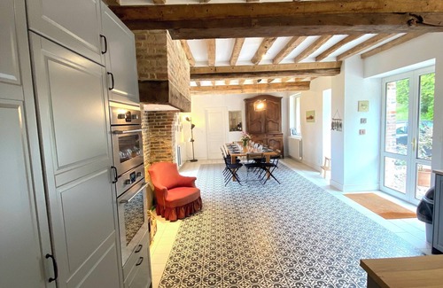Livarot Maison | Le PRESSOIR DE NEUVILLE EN PLEIN COEUR DU PAYS D'AUGE AVEC PISCINE CHAUFFÉE