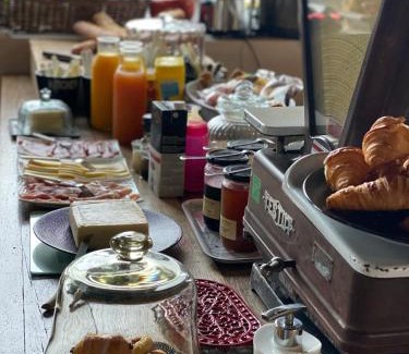 Sainte-Preuve Lit Et Petit-Déjeuner | Le Prieuré Chambres d'hôtes