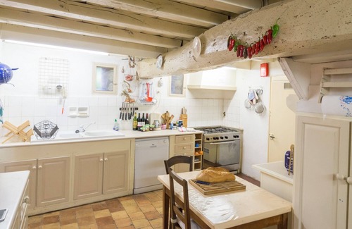 Virsac Maison | Particulier loue très grande maison de famille